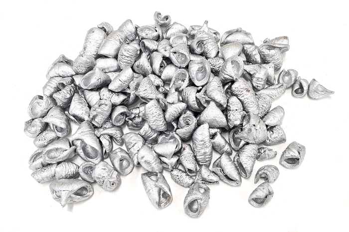 <h4>Lansunia petal 500gr in poly silver</h4>