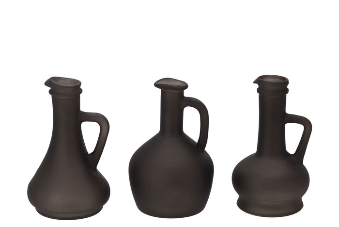 <h4>Dry glass black mat pitcher assorted a piece 10x15</h4>