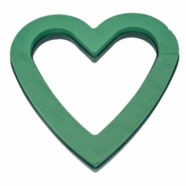 <h4>Oasis Naylor Open Heart 43x46cm</h4>