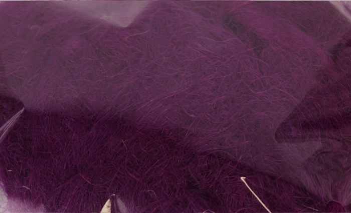 Fuzzy fibre 100 gram in poly lilac