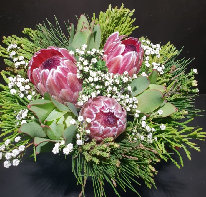 3 Pincushion Bouquet with albiflora
