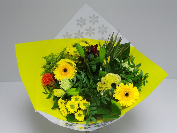 <h4>Bouquet biedermeier large yellow</h4>