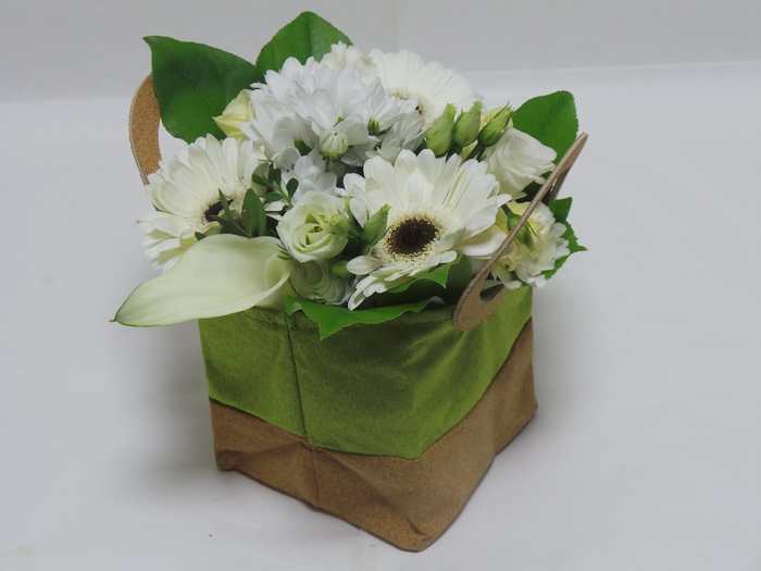 <h4>Bouquet little bag billy white</h4>