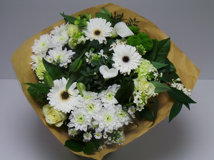 Bouquet Medium White /Green