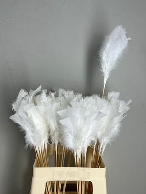 <h4>Stick feather white 14cm</h4>