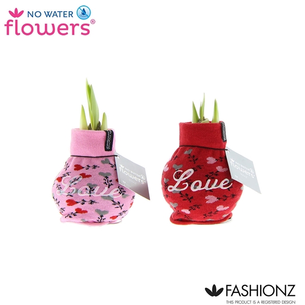 <h4>No Water Flowers® Fashionz With Love</h4>